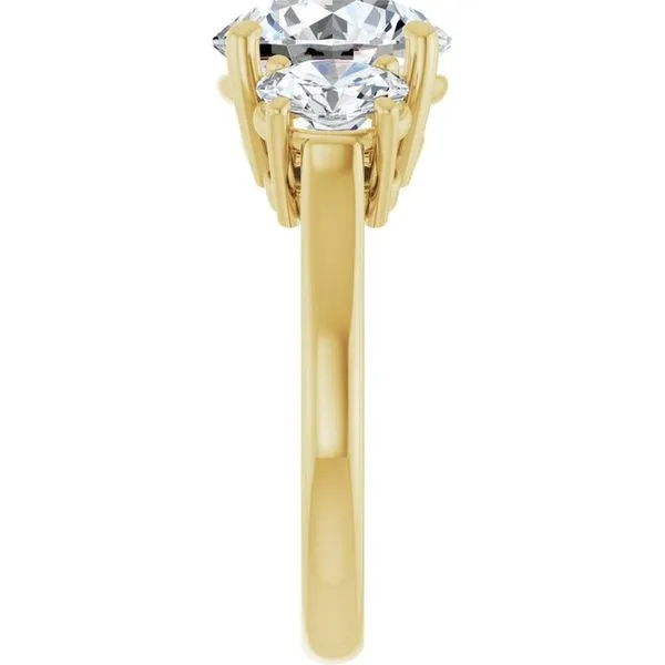 Three-Stone Engagement Ring Image 4 Austin's Fine Diamonds & Jewelry Lyndhurst, NJ