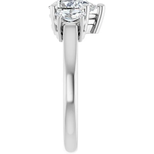 Three-Stone Engagement Ring Image 4 Austin's Fine Diamonds & Jewelry Lyndhurst, NJ