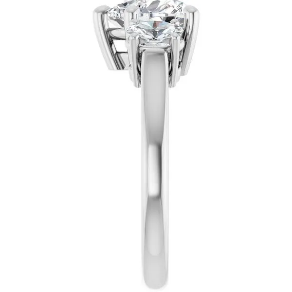 Three-Stone Engagement Ring Image 4 Austin's Fine Diamonds & Jewelry Lyndhurst, NJ
