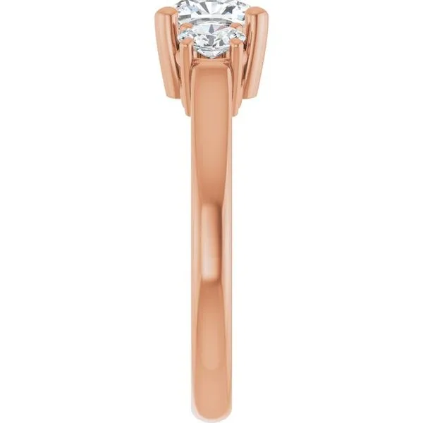 Three-Stone Engagement Ring Image 4 Austin's Fine Diamonds & Jewelry Lyndhurst, NJ