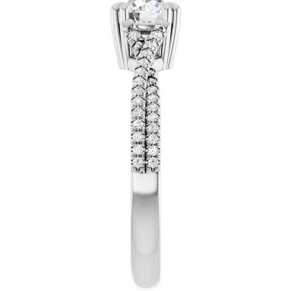 Double Claw-Prong Solitaire Criss-Cross Engagement Ring Image 4 Hudson Valley Goldsmith New Paltz, NY