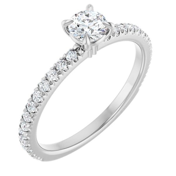 Claw-Prong Engagement Ring