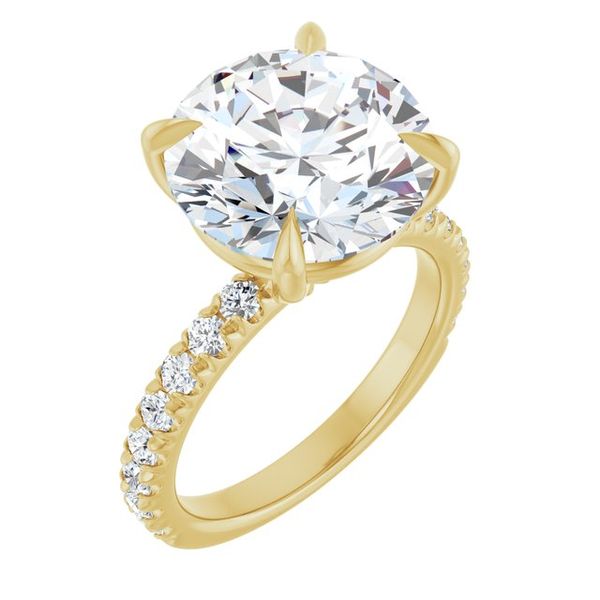 Claw-Prong Engagement Ring
