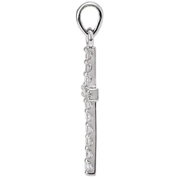 Cross Pendant Image 2 Grayson & Co. Jewelers Iron Mountain, MI