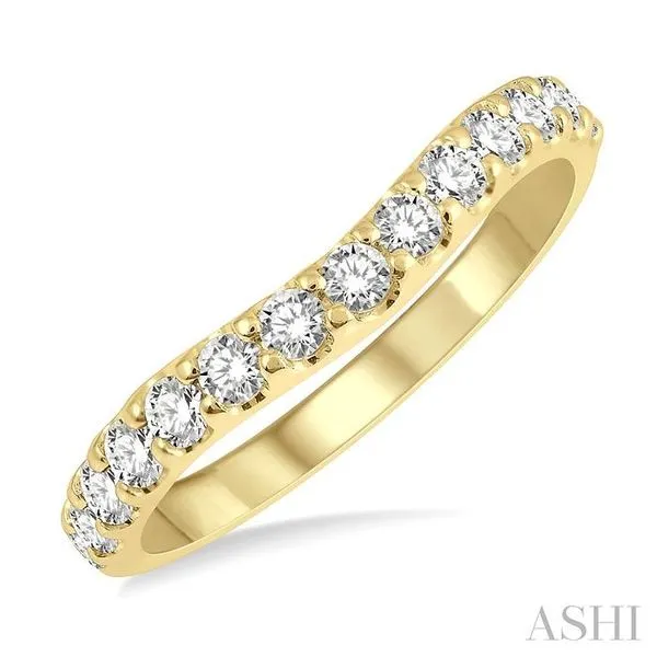 1/2 Ctw Arched Center Round Cut Diamond Wedding Band in 14K Yellow Gold Hart's Jewelers Grants Pass, OR