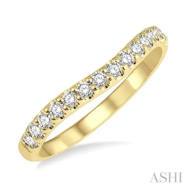 1/3 Ctw Arched Center Round Cut Diamond Wedding Band in 14K Yellow Gold Hart's Jewelers Grants Pass, OR