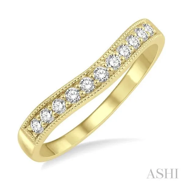 1/4 Ctw Curved Center Milgrain Border Round Cut Diamond Wedding Band in 14K Yellow Gold Hart's Jewelers Grants Pass, OR