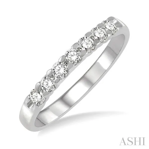 1/3 Ctw 7 Stone Round Cut Diamond Wedding Band in 14K White Gold Hart's Jewelers Grants Pass, OR