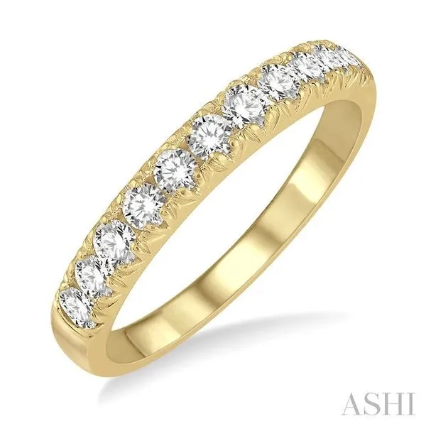 1/2 Ctw 11 Stone Round Cut Diamond Wedding Band in 14K Yellow Gold Hart's Jewelers Grants Pass, OR
