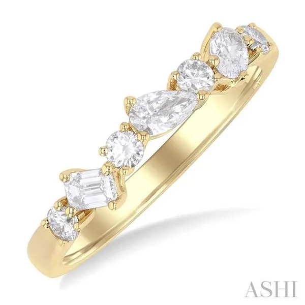 5/8 Ctw Mixed Shape Diamond Cut Fashion Band in 14K Yellow Gold Hart's Jewelers Grants Pass, OR