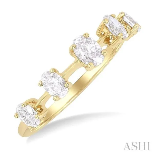 3/4 Ctw Oval Cut Diamond Half Eternity 5-Stone Fashion Band in 14K Yellow Gold Hart's Jewelers Grants Pass, OR