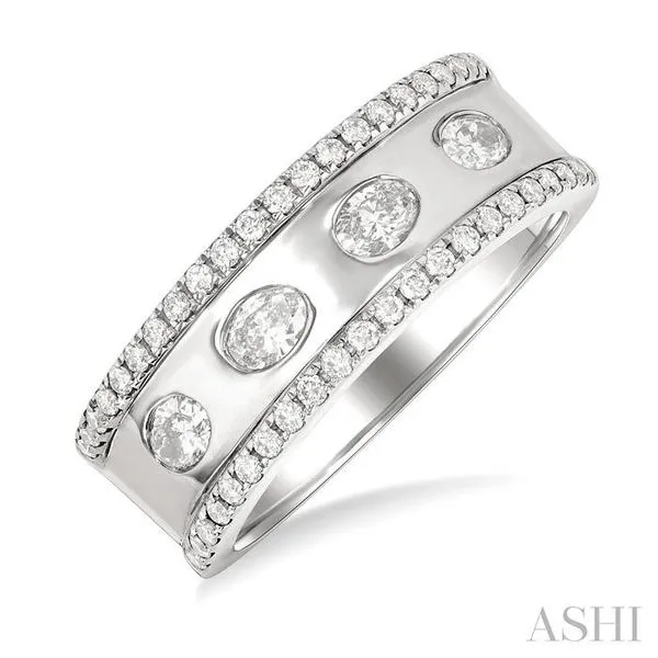 5/8 Ctw Wide 4-Stone Oval & Round Cut Diamond Fashion Band in 14K White Gold Hart's Jewelers Grants Pass, OR