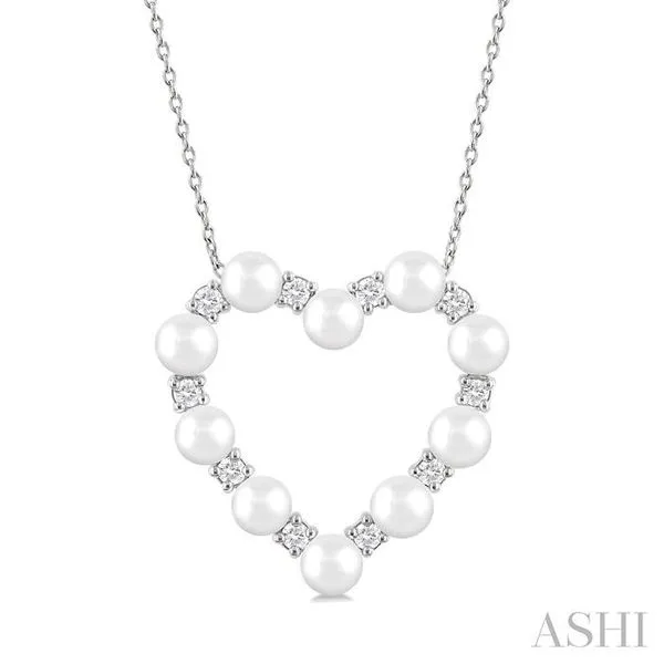 4 MM Round Shape Cultured Pearl and 1/3 Ctw Round Cut Diamond Heart Shape Pendant With Chain in 14K White Gold Hart's Jewelers Grants Pass, OR