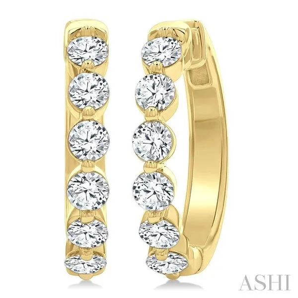 1 1/2 Ctw Prong Set Round Cut Diamond Hoop Earrings in 14K Yellow gold Hart's Jewelers Grants Pass, OR