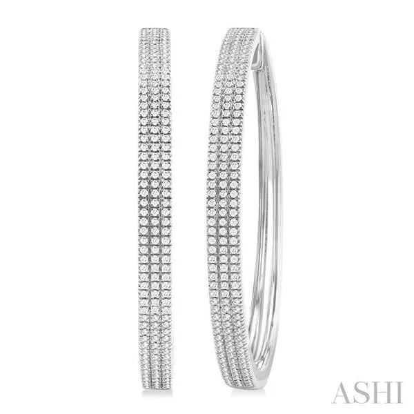 1 Ctw Triple Row Pave Set Round Cut Diamond Fashion Hoop Earring in 14K White Gold Hart's Jewelers Grants Pass, OR