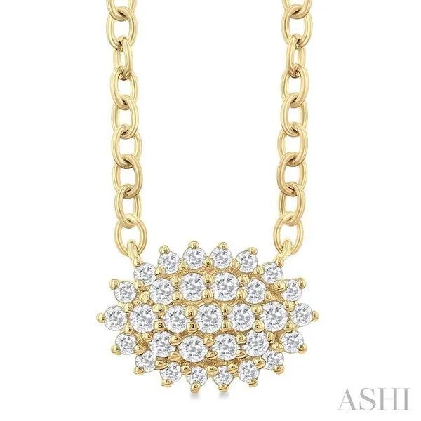 1/6 Ctw Petite East-West Set Oval Shape Round Cut Diamond Cluster Fashion Pendant With Chain in 10K Yellow Gold Hart's Jewelers Grants Pass, OR