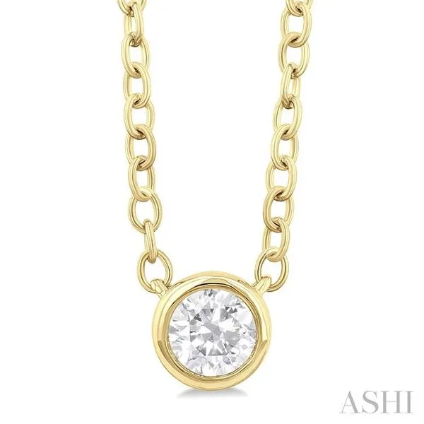 1/6 Ctw Petite Bezel Set Round Cut Diamond Fashion Pendant With Chain in 10K Yellow Gold Hart's Jewelers Grants Pass, OR