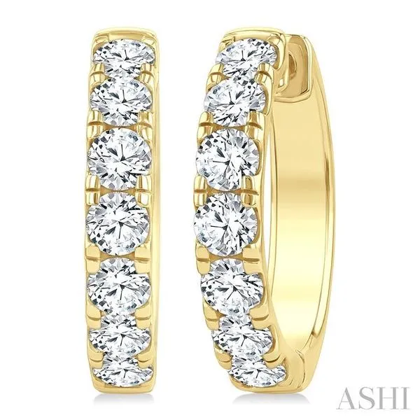 2 1/2 Ctw Round Cut Diamond Hoop Earrings in 14k Yellow gold Hart's Jewelers Grants Pass, OR