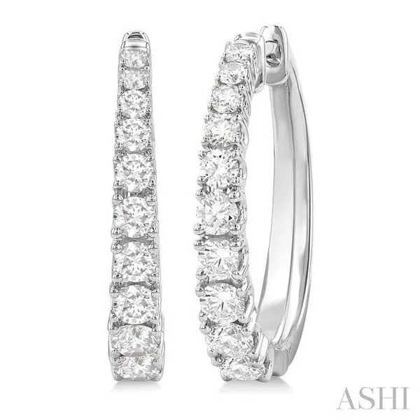 1 1/2 Ctw Graduated Round Cut Diamond Fashion Hoop Earrings in 14K White Gold Hart's Jewelers Grants Pass, OR