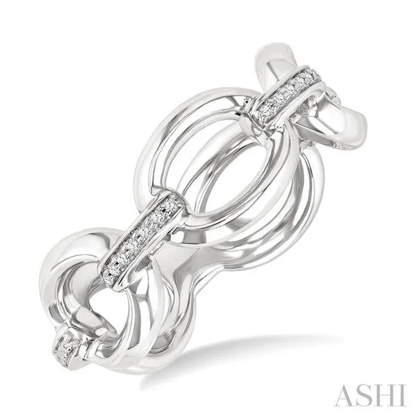 1/20 Ctw Oval Shape D-Link Round Cut Diamond Ring in Sterling Silver Hart's Jewelers Grants Pass, OR