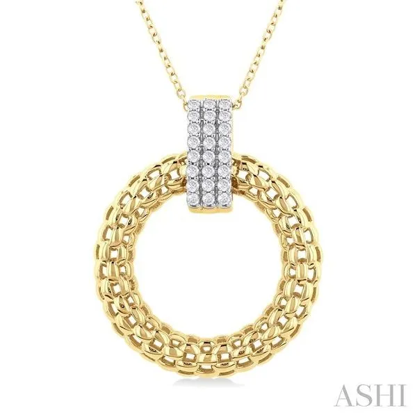 1/4 Ctw Bold Basket Weave Circle Round Cut Diamond Fashion Pendant With Chain in 14K Yellow Gold Hart's Jewelers Grants Pass, OR