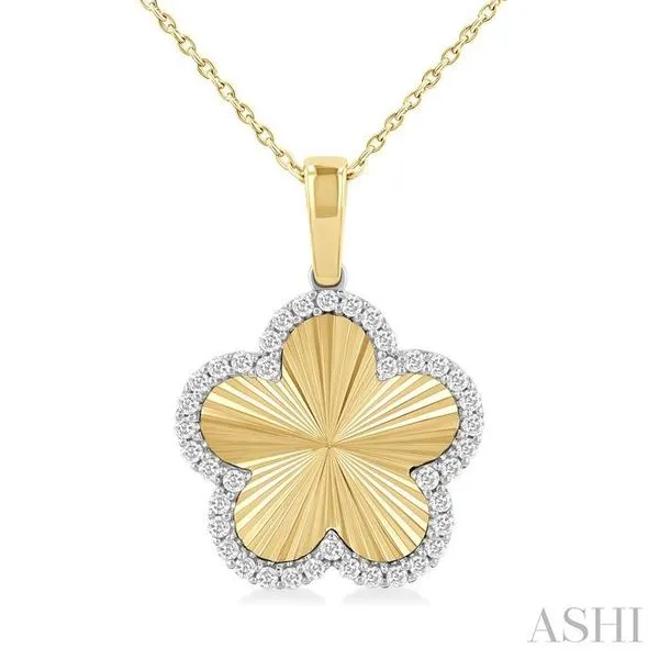 1/4 Ctw Fluted Texture Clover Round Cut Diamond Fashion Pendant With Chain in 14K Yellow and White Gold Hart's Jewelers Grants Pass, OR