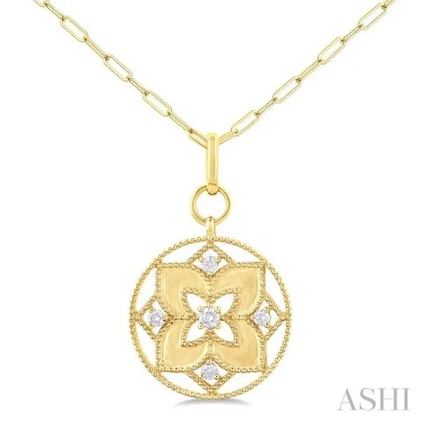 1/4 Ctw Floral Medallion Circle Round Cut Diamond Fashion Pendant With Paperclip Chain in 14K Yellow Gold Hart's Jewelers Grants Pass, OR