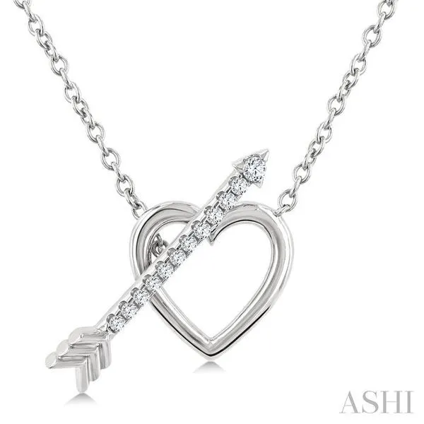 1/8 Ctw Heart Toggle Round Cut Diamond Fashion Necklace in 10K White Gold Hart's Jewelers Grants Pass, OR
