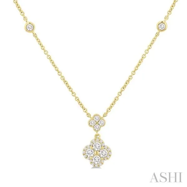 1/2 Ctw Clover Round Cut Diamond Station Necklace in 14K Yellow Gold Hart's Jewelers Grants Pass, OR