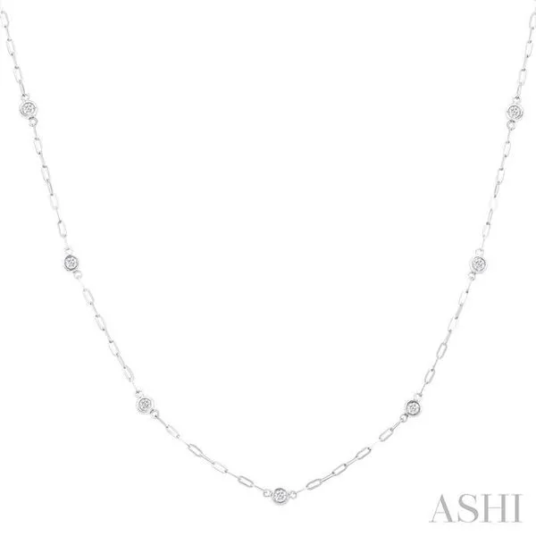 1/4 Ctw Bezel Set Round Cut Diamond Paperclip Station Necklace in 14K White Gold Hart's Jewelers Grants Pass, OR