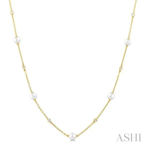 4 MM Round Shape Cultured Pearl and 1/6 Ctw Round Cut Diamond Station Necklace in 14K Yellow Gold Hart's Jewelers Grants Pass, OR