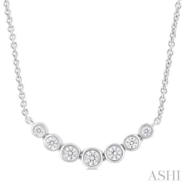 1/4 Ctw Graduated Bezel Set Round Cut Diamond Smile Necklace in 14K White Gold Hart's Jewelers Grants Pass, OR