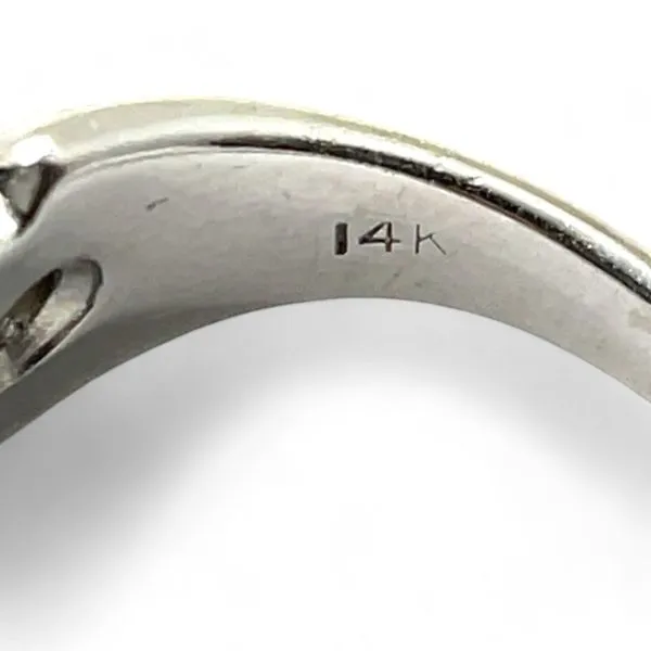 14k White Gold White Freshwater Pearl and 1/3ctw Diamond VS2 Ring