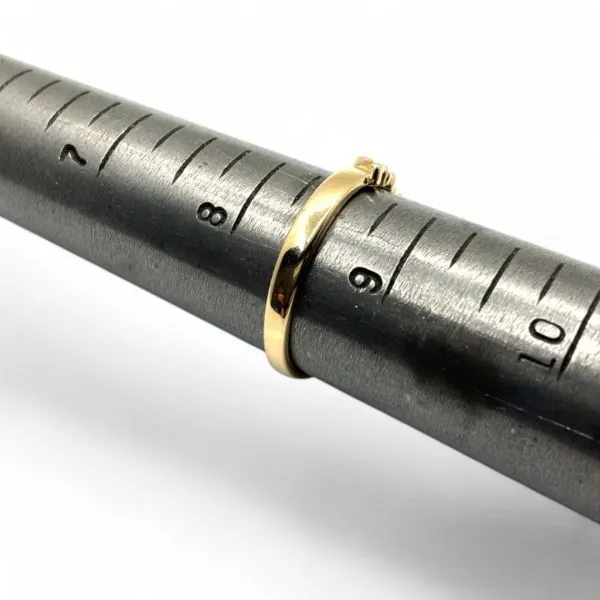 14k Yellow Gold Round Pink Stone Ring Size 8.5