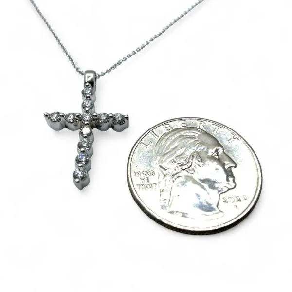 18k White Gold 1/2ctw VS2 Brilliant Cut Diamond Cross Pendant 18in