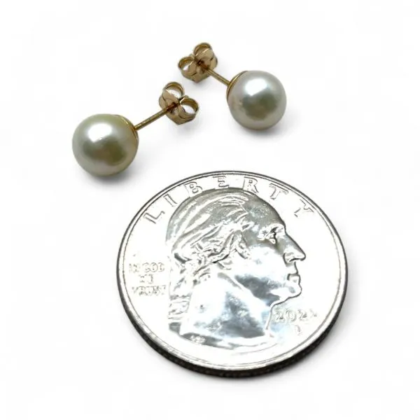 10k Yellow Gold 7.1mm White Freshwater Pearls with Butterfly Backs