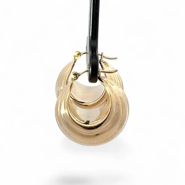14k Yellow Gold 19.6mm Hoop Earrings with Hinged Backs