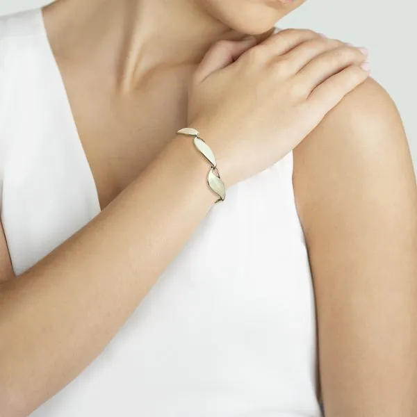 Finn Jensen Vintage Norway 7" Sterling White Guilloche Enamel Floral Link Bracelet Image 2 Purple Creek Holly Springs, NC