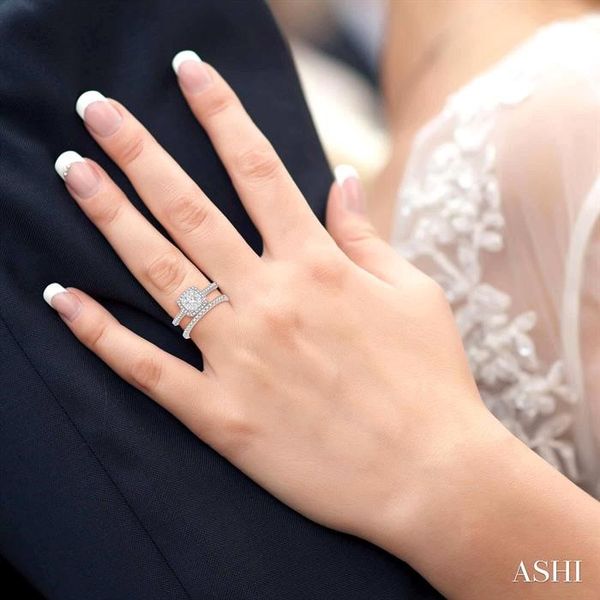Square Engagement Rings And Wedding Bands