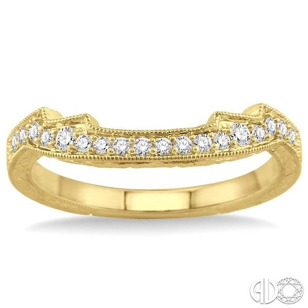 1/5 Ctw Round Cut Diamond Wedding Band in 14K Yellow Gold Image 2 Becker's Jewelers Burlington, IA