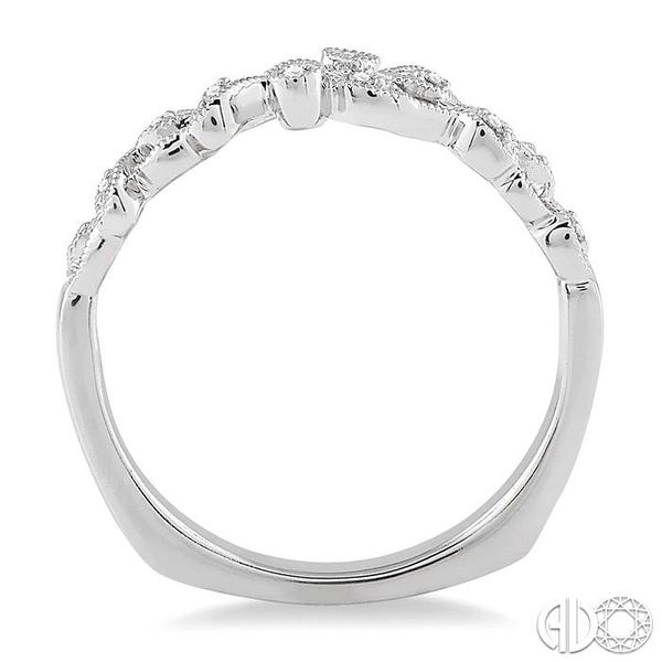 1/20 Ctw Round Cut Diamond Wedding Band in 14K White Gold Image 3 Becker's Jewelers Burlington, IA