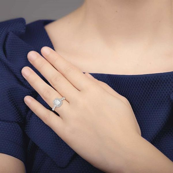 1/5 Ctw Octagonal Shape Cutwork Shank Semi-Mount Diamond Engagement Ring in 14K White Gold Image 4 Becker's Jewelers Burlington, IA