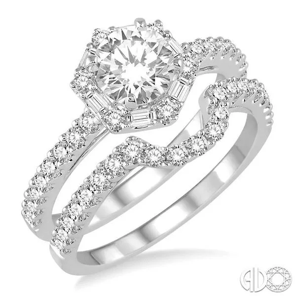 1/2 ctw Star Shape Lovebright Round Cut Diamond Ring in 14K, Becker's  Jewelers