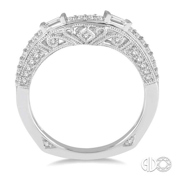 1/3 Ctw Vintage Inspired Diamond Wedding Band in 14K White Gold Image 3 Becker's Jewelers Burlington, IA