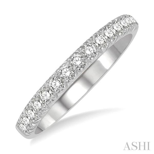 1/3 Ctw 15Stones Round Cut Diamond Wedding Band in 14K White Gold Becker's Jewelers Burlington, IA