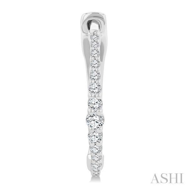 1/4 Ctw Round Cut Diamond Graduated Riviera Hoop Earrings in 14K White Gold Image 2 Becker's Jewelers Burlington, IA
