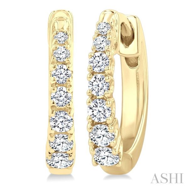 1/4 Ctw Graduated Round Cut Diamond Fashion Huggies in 14K Yellow Gold Becker's Jewelers Burlington, IA