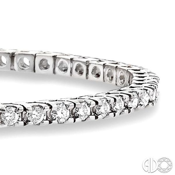 3 Ctw Square Shape Round Cut Diamond Tennis Bracelet in 14K White gold Image 2 Becker's Jewelers Burlington, IA