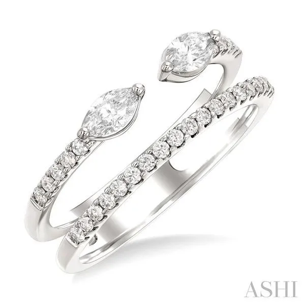 1/2 ctw Split Twin Row 2-Stone Marquise and Round Cut Dia...