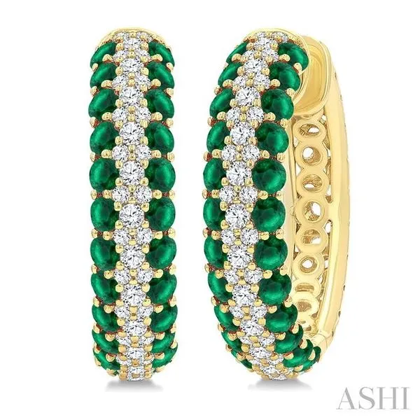 2 MM Round Cut Emerald and 1/2 Ctw Round Cut Diamond Prec...